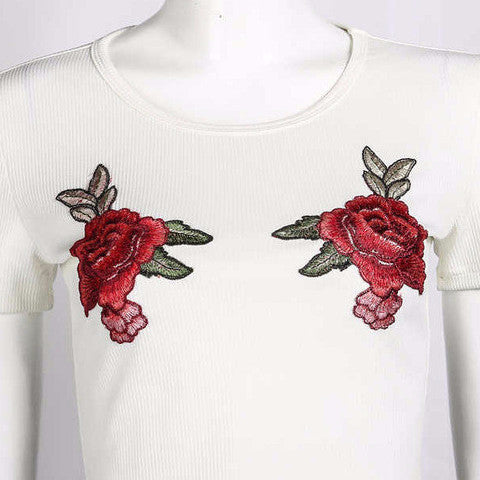 The White Embroidery Short Casual Tee