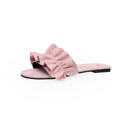 The summer fashion vacation sandals.