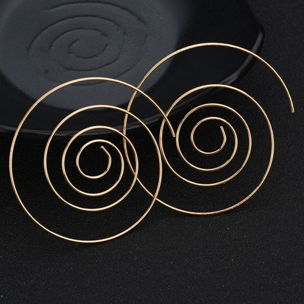 The Geometricpattern Stud Earrings