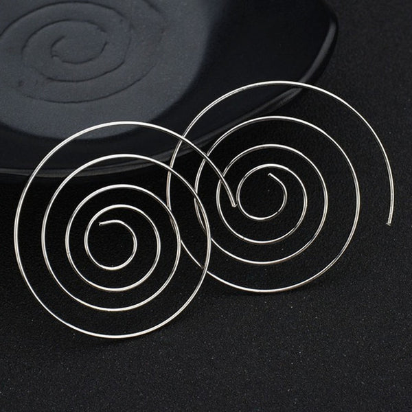 The Geometricpattern Stud Earrings