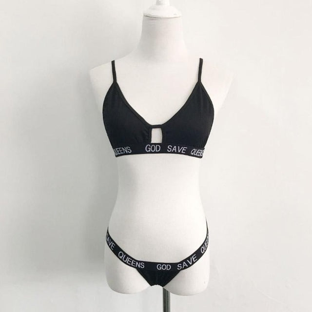 The Letters Pint elastic underwear sets.