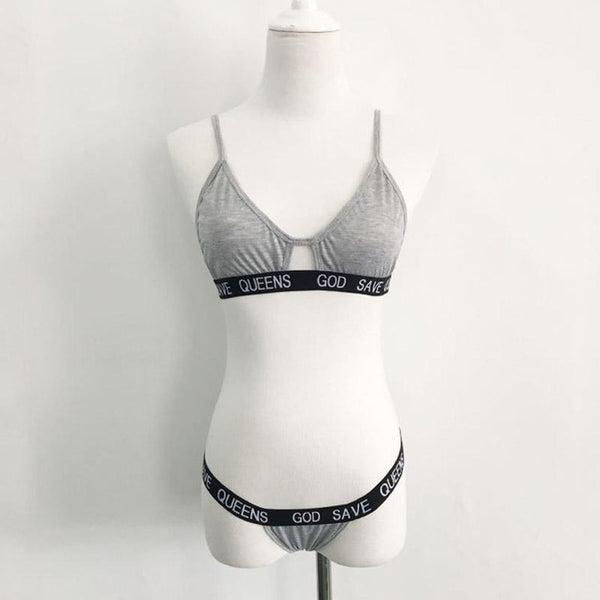 The Letters Pint elastic underwear sets.