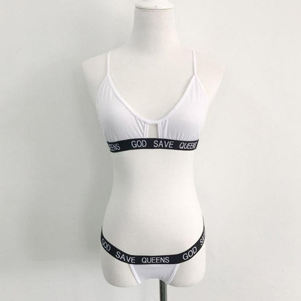 The Letters Pint elastic underwear sets.