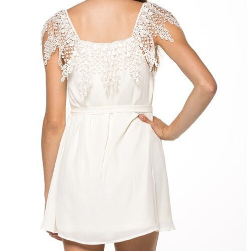 white lace collar sleeveless dresses